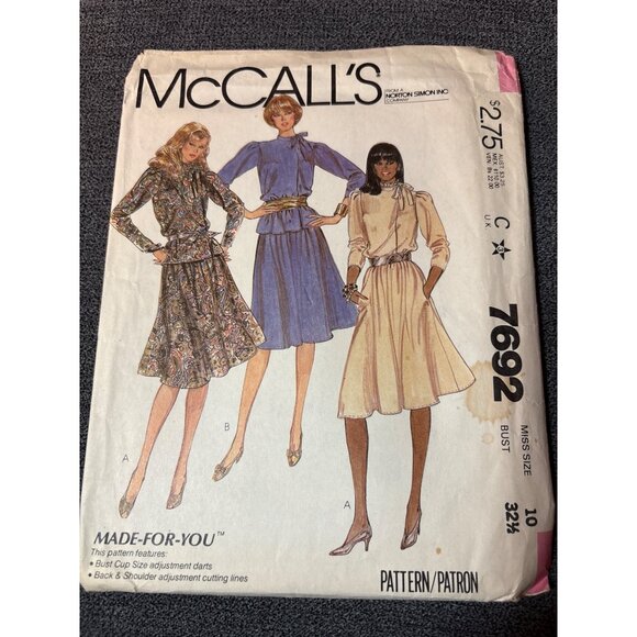 Vintage McCalls 7692 Sewing Pattern Miss Size 10 Skirt & Blouse Uncut 1981 uncut - Picture 5 of 5